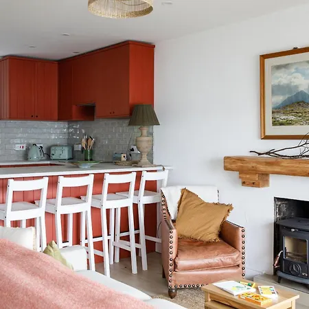 Quay House Roundstone